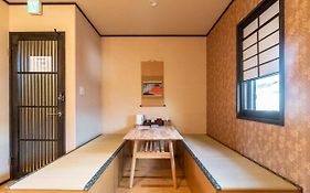 Etoile Shijo Omiya